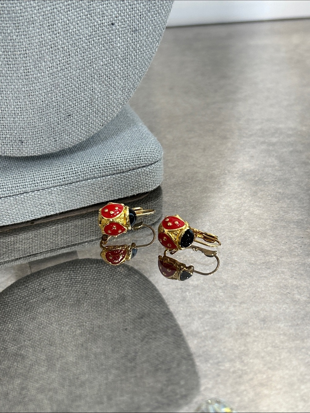 Rare Vintage 1997 Trifari Gold-Tone Red Ladybug Drop Earrings